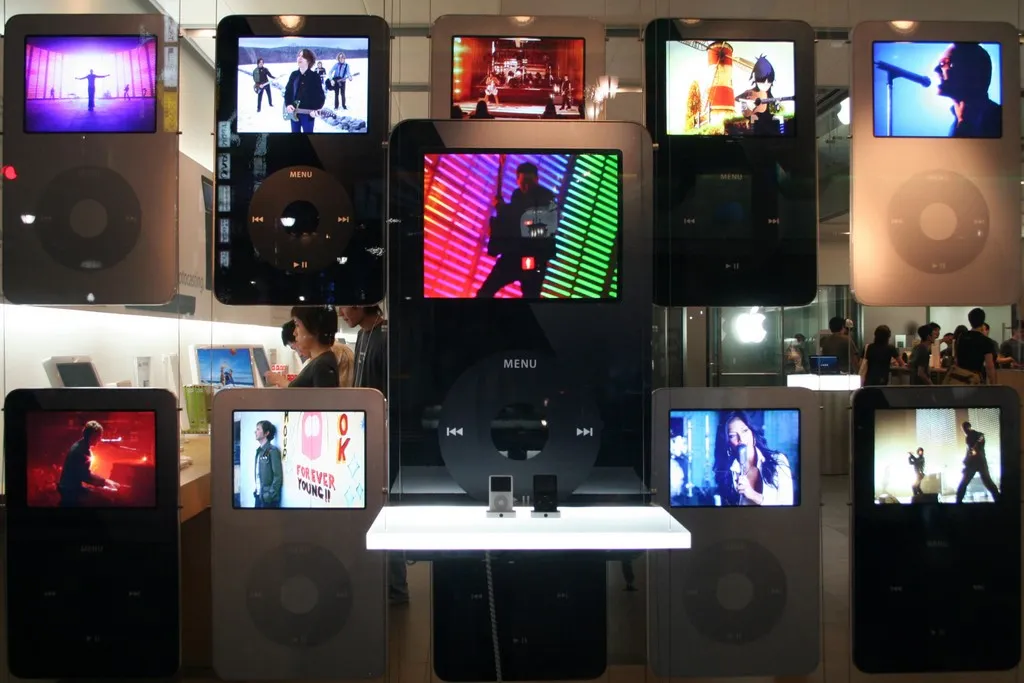 iPod large